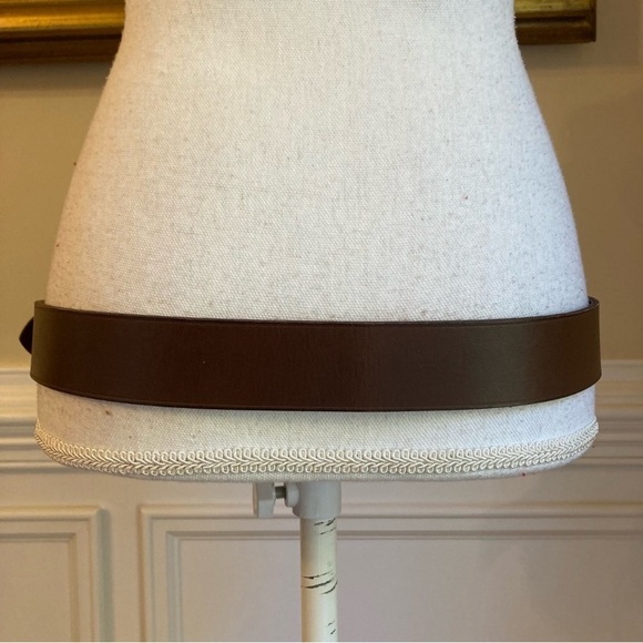 POLO RALPH LAUREN Equestrian Brown Leather Brass Buckle Belt NWT - Picture 6 of 12